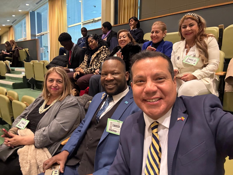 Royer Porras Zambrano es Investido como Embajador Mundial de la Paz 